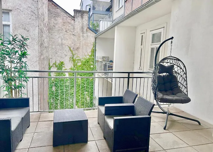 Apartmán 100 M2 Mariahilf With Balcony & Free Parking *